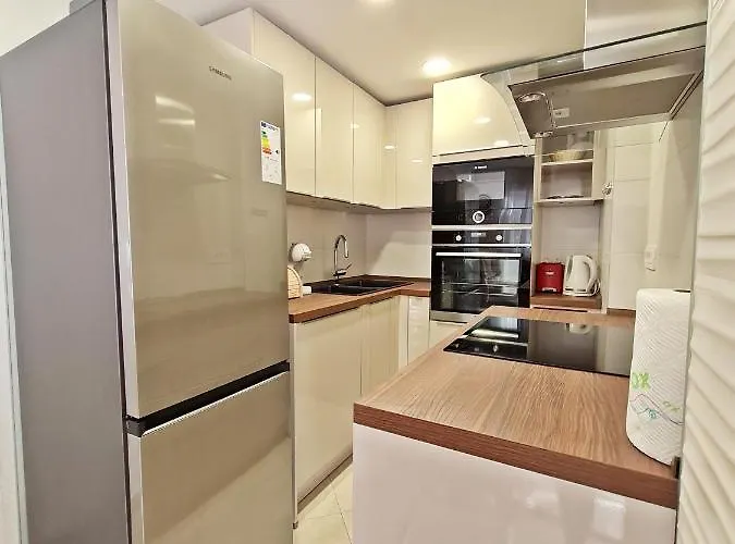 Rosemary 아파트 *